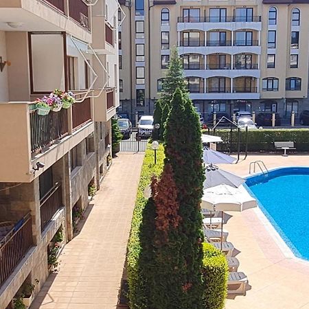 Summer Breeze Apartments ساني بيتش المظهر الخارجي الصورة
