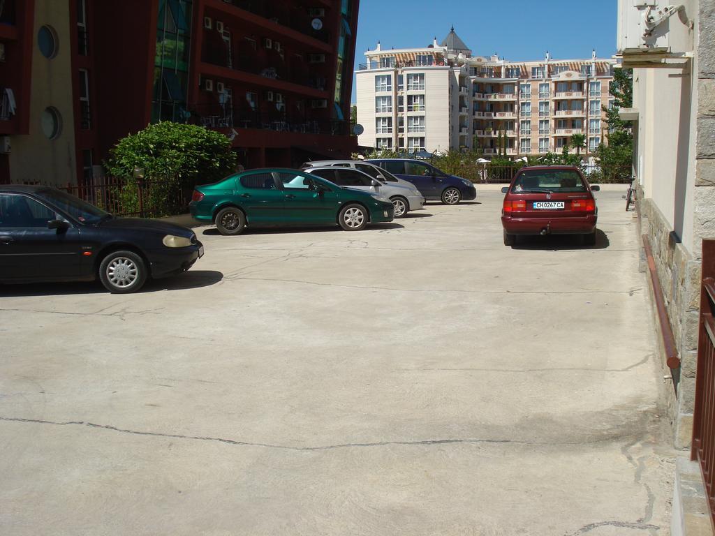 Summer Breeze Apartments ساني بيتش المظهر الخارجي الصورة
