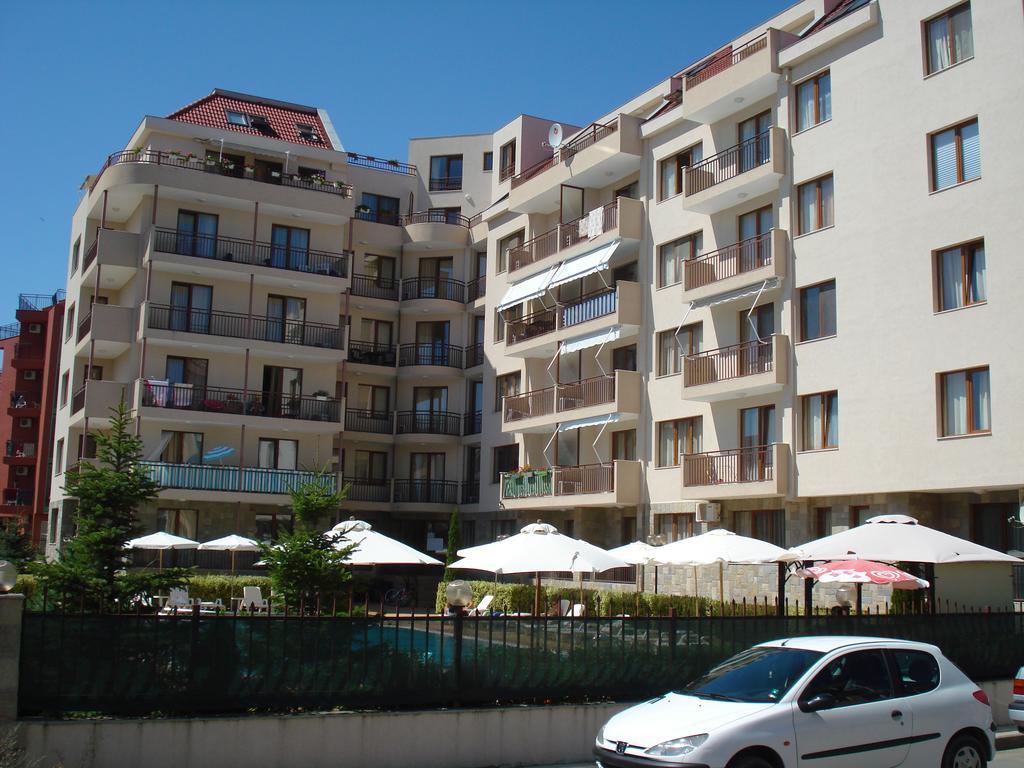 Summer Breeze Apartments ساني بيتش المظهر الخارجي الصورة